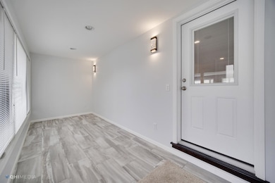 113 Las Olas Dr, Crown Point, IN 46307 - photo 2