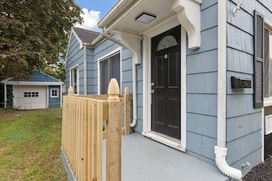 69 Coolidge Ave W, Battle Creek, MI 49037 - photo 3