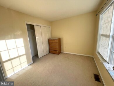 18 Frost Ln, East Windsor, NJ 08520 - photo 4