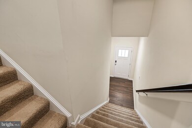 3009 Cardinal Bluff Ct, Hanover, MD 21076 - photo 5