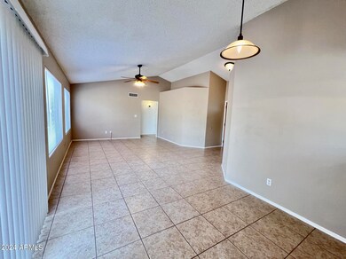 6718 E Indigo St, Mesa, AZ 85205 - photo 4