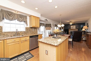 4 Robin Lynne Ct, Perry Hall, MD 21128 - photo 4