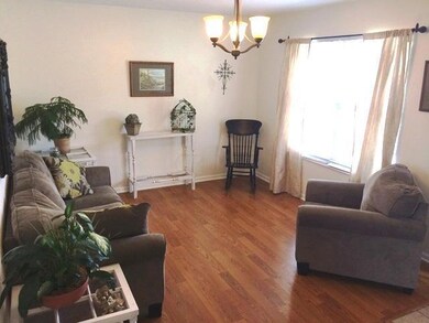 1649 Lewie DR0128
