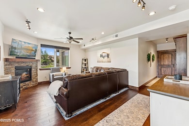 007_14275_n_buck_horn_trail_hdr013_9