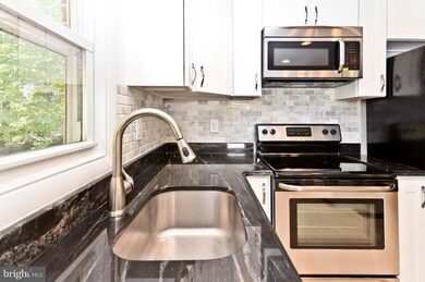 9012 Anna Dr, Clinton, MD 20735 - photo 2