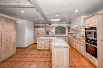 4228 Beulah Dr, La Canada Flintridge, CA 91011 - photo 7