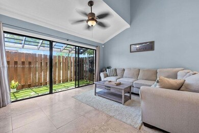 4161 S Pine Island Rd unit 5, Davie, FL 33328 - photo 4