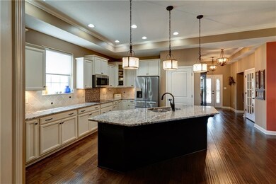 12604 Broadmoor Ct S, Fishers, IN 46037 - photo 6