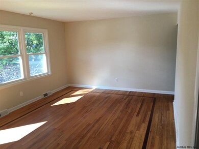 36 Acorn Ave, Rensselaer, NY 12144 - photo 6