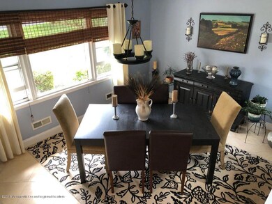 Maurer dining room
