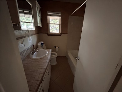 1209 Duncan Ct, Arlington, TX 76013 - photo 5