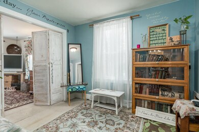115collinsmills-9