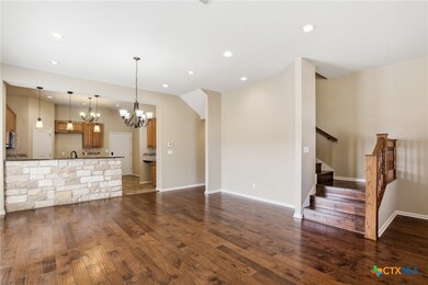 1301 E South Railroad St, Cuero, TX 77954 - photo 7