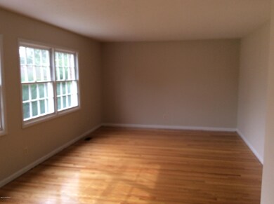 820 Williams St, Jacksonville, NC 28540 - photo 3