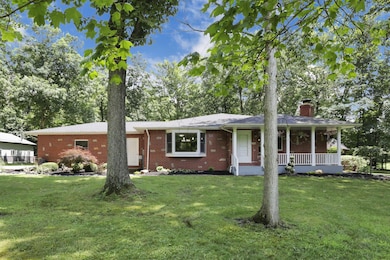 6781 Thoreau Ln NE, Baltimore, OH 43105 - photo 3