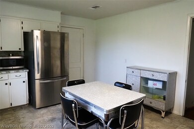 1141 Old Graphic St, Mulberry, AR 72947 - photo 7