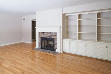 2505 Pine Ridge Rd-105