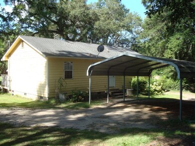 410 Perry St, Bainbridge, GA 39819 - photo 2