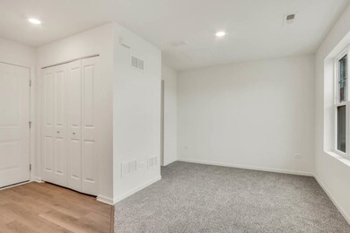 445 Lakeshore Ct, St. Charles, IL 60174 - photo 4