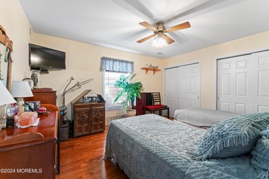 1632 Sweetbay Dr, Toms River, NJ 08755 - photo 4