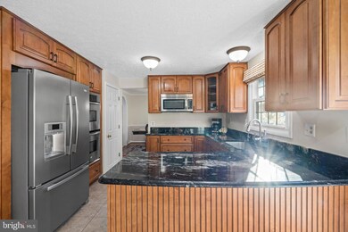 20308 Sandsfield Terrace, Germantown, MD 20876 - photo 2