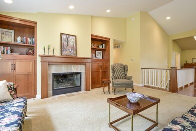 005-photo-living-room-7459212