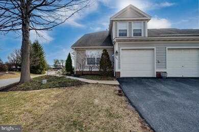 501 Oak Hill Ln, Wyomissing, PA 19610 - photo 2