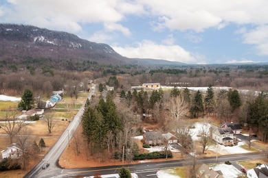 106 Clark St, Easthampton, MA 01027 - photo 3