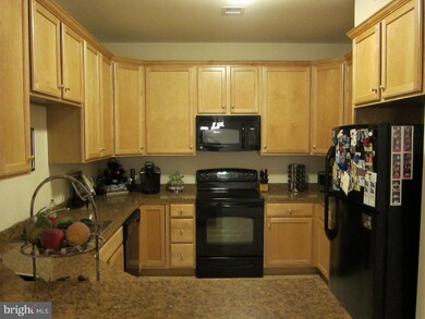706 Van Gogh Ct unit 706, Williamstown, NJ 08094 - photo 4