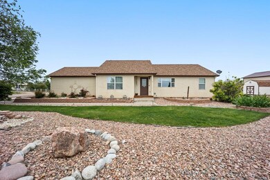 356 N Earl Place, Pueblo, CO 81007 - photo 2