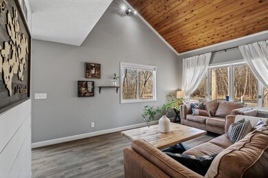 5770 Kelsey Dr, Excelsior, MN 55331 - photo 7