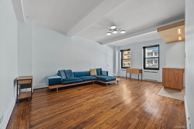 300 W 23rd St unit 2K, New York, NY 10011 - photo 2