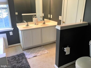 8870 Notley Place, White Plains, MD 20695 - photo 5