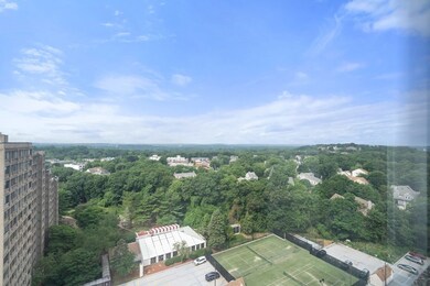 250 Hammond Pond Pkwy unit PH5N, Chestnut Hill, MA 02467 - photo 5