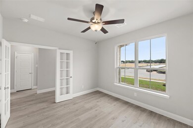 817 Stone Eagle Dr, Azle, TX 76020 - photo 3