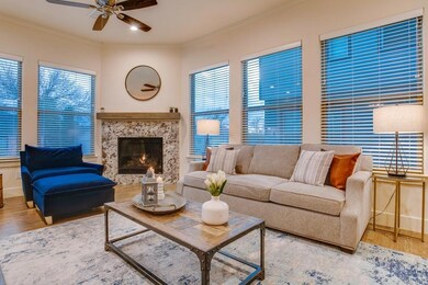 5905 Ross Ave unit 1, Dallas, TX 75206 - photo 2