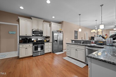 Open Kitchen