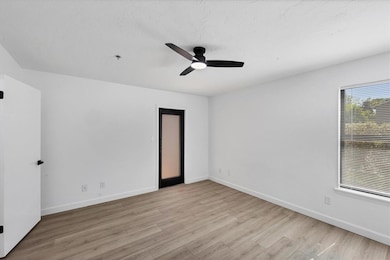 4008 Crockers Lake Blvd unit 11, Sarasota, FL 34238 - photo 5