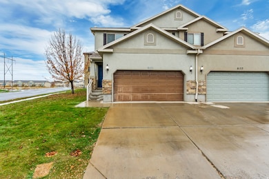8121 N Plum Creek Cir, Eagle Mountain, UT 84005 - photo 2