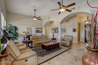 Gelding Ln-living room