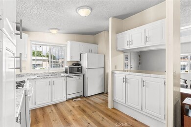 10701 Cedar Ave unit 112, Bloomington, CA 92316 - photo 3