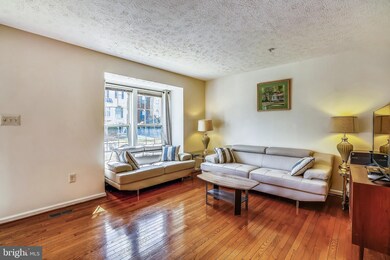 2706 Thornbrook Ct, Odenton, MD 21113 - photo 4