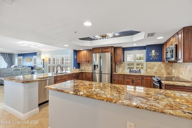 So much counter space