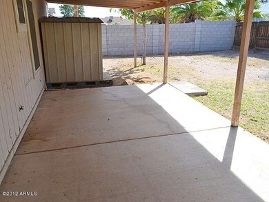 023-317639-back-patio-1