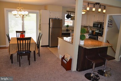 205 Brookside Dr, Catonsville, MD 21228 - photo 6