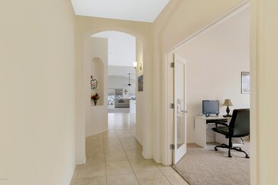 hall to den
