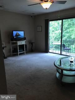 4 Edward Rutledge Bldg unit 4, Blackwood, NJ 08012 - photo 3