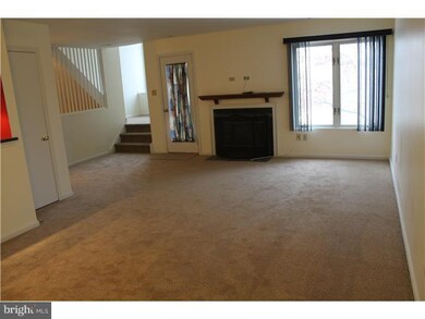 34 Lauren Ct unit 212, Levittown, PA 19057 - photo 7