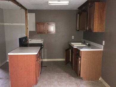 103 Big Blue Ct, Hopkinsville, KY 42240 - photo 2