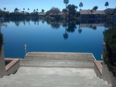 1131 W Nautilus Dr, Gilbert, AZ 85233 - photo 2